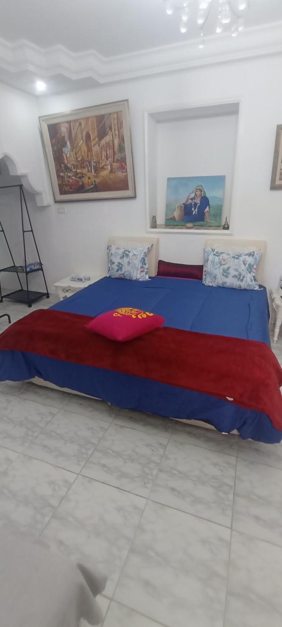 Une jolie maison situé au coeur de Sidi Bou Ali Esterno foto